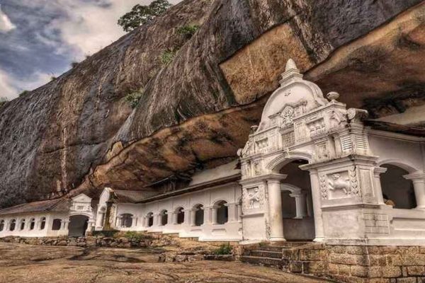 Dambulla Cave Temple