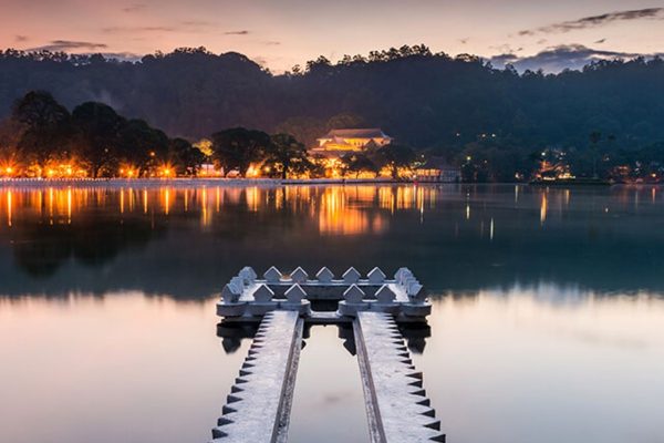 Kandy Lake